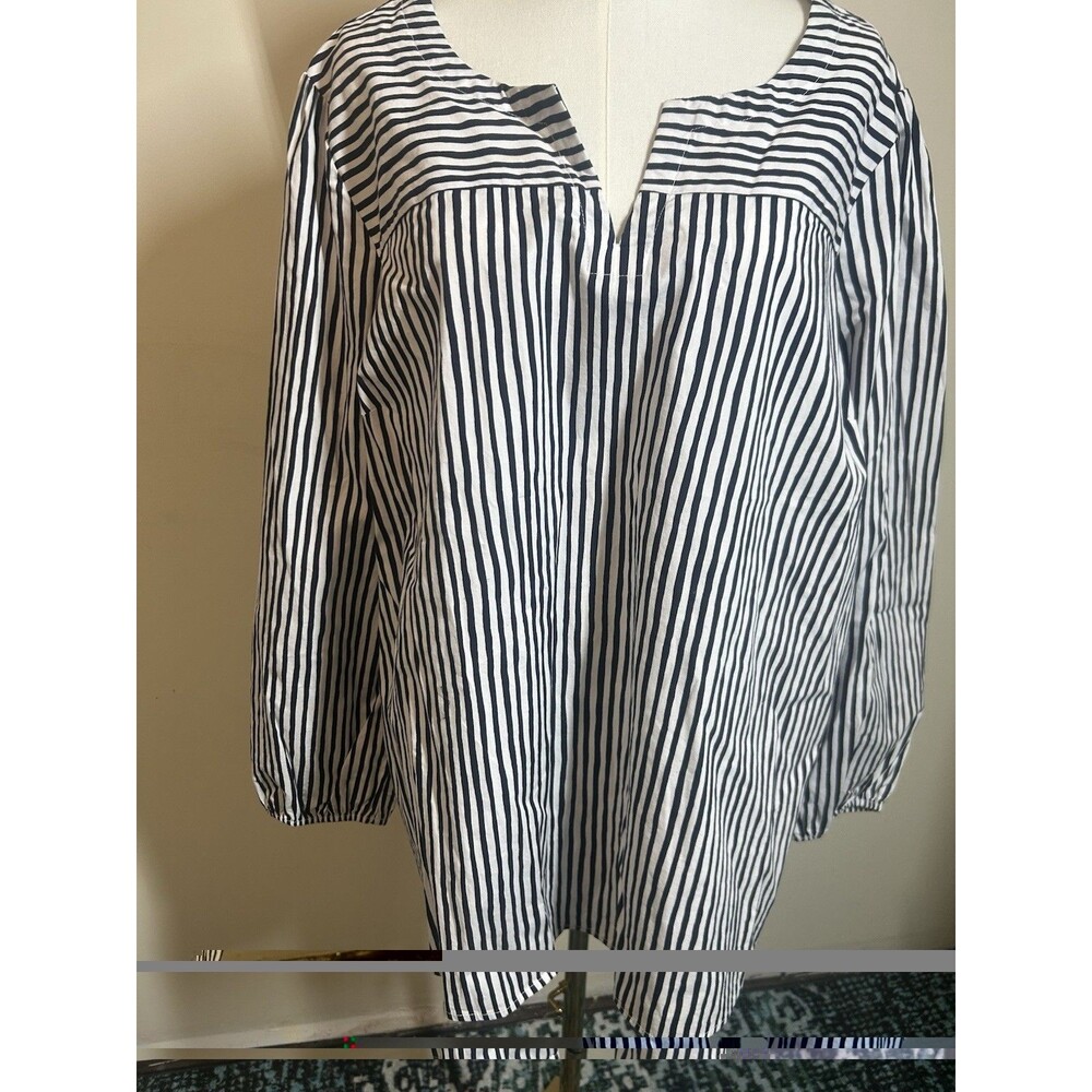 Lane Bryant Women's Pullover Plus 22/24 Black White Striped Elastic cuffs 304